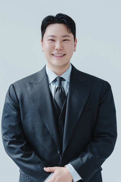 이상욱 지점장